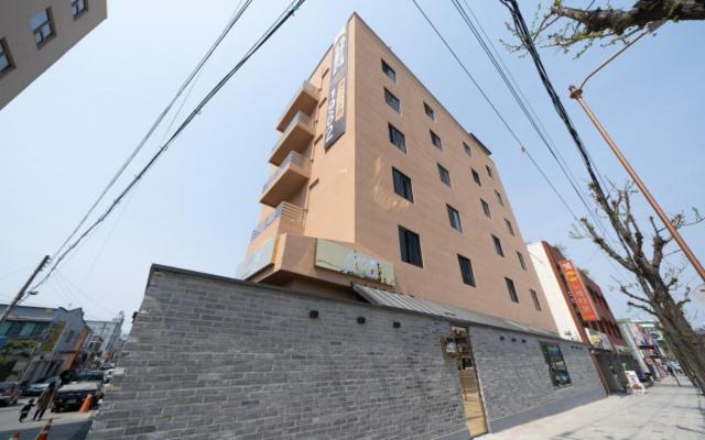 1962 Business Hotel Chuncheon Branch Exterior photo